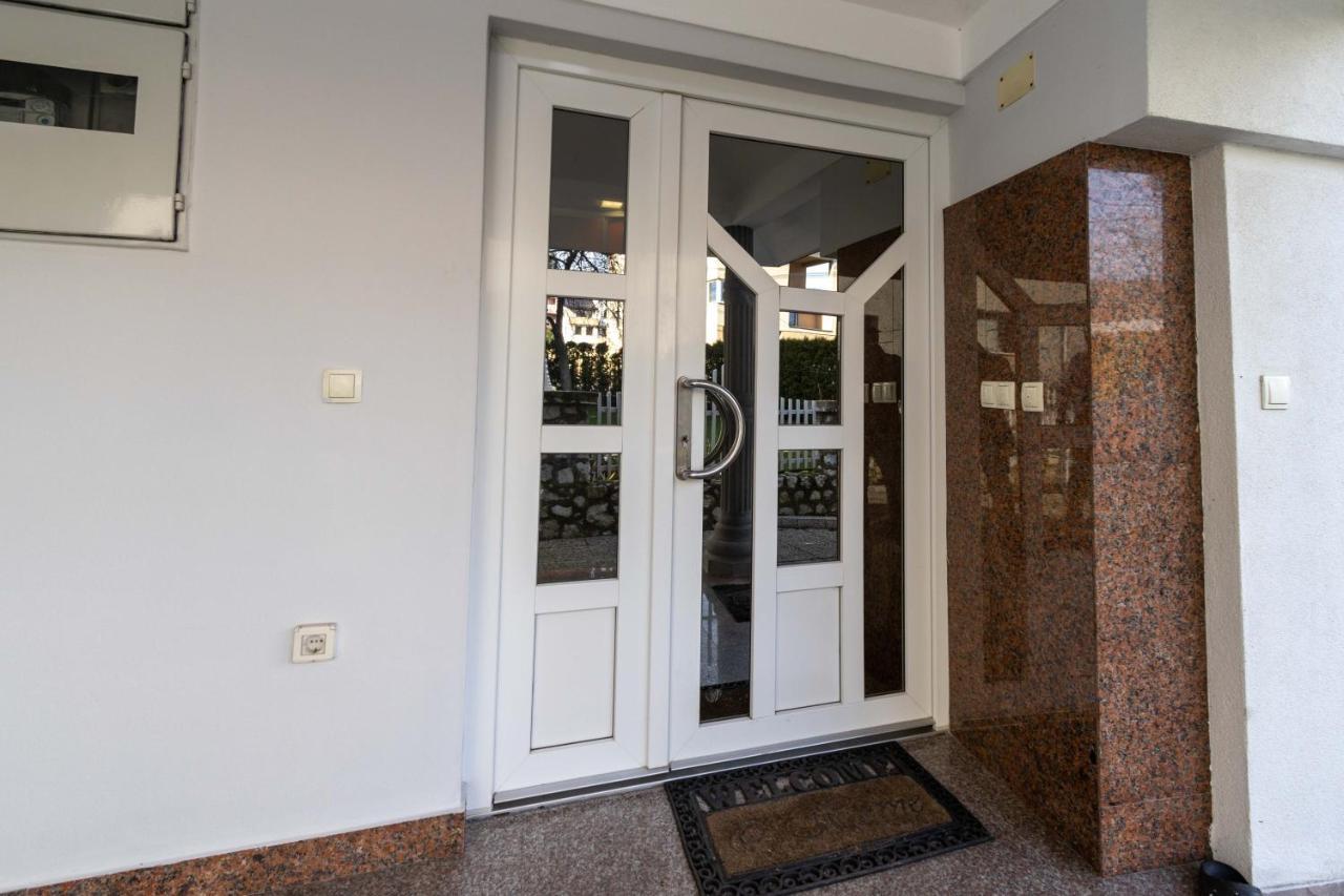 Apartments Arna Visoko Exterior photo